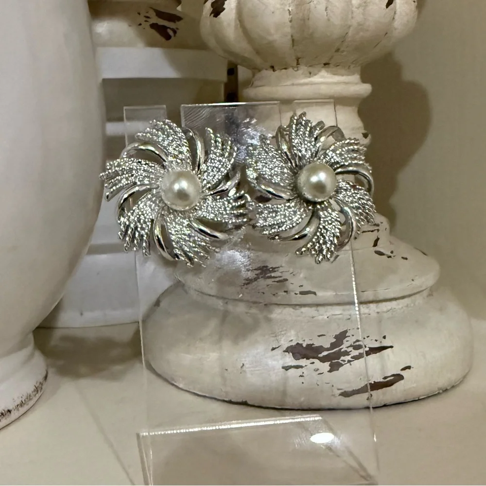 Sarah Coventry Silver and Pearl Pinwheel Vintage Earrings